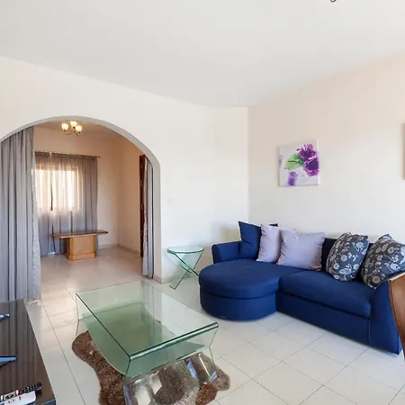 Ferries Apt, With Beautiful Views Ac & Wifi By 360 Estates Apartment *