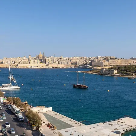 Ferries Apt, With Beautiful Views Ac & Wifi By 360 Estates
