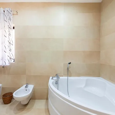 Ferries Apt, With Beautiful Views Ac & Wifi By 360 Estates Apartment Sliema