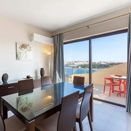 Ferries Apt, With Beautiful Views Ac & Wifi By 360 Estates * Sliema