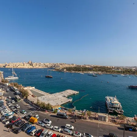 Ferries Apt, With Beautiful Views Ac & Wifi By 360 Estates